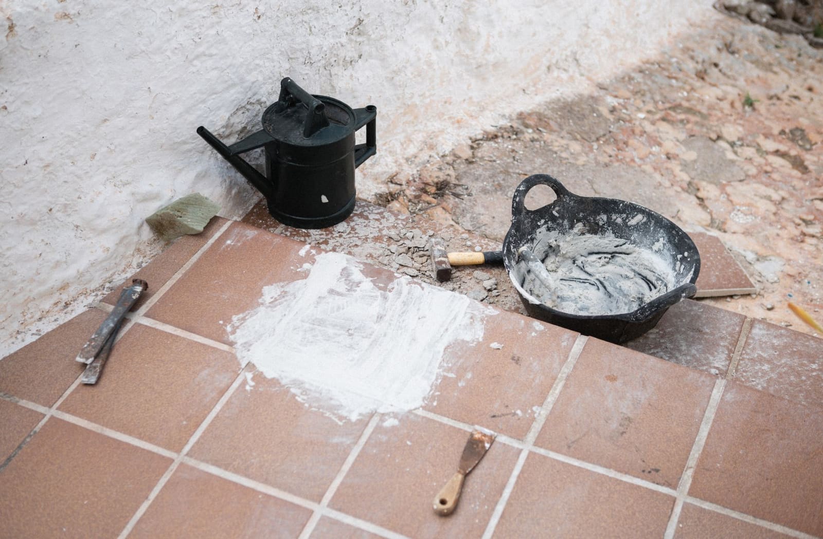 Refaire un joint de carrelage : méthode pas à pas